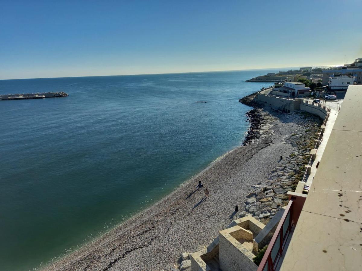 Ledueffe Casa Vacanze Bisceglie Bagian luar foto